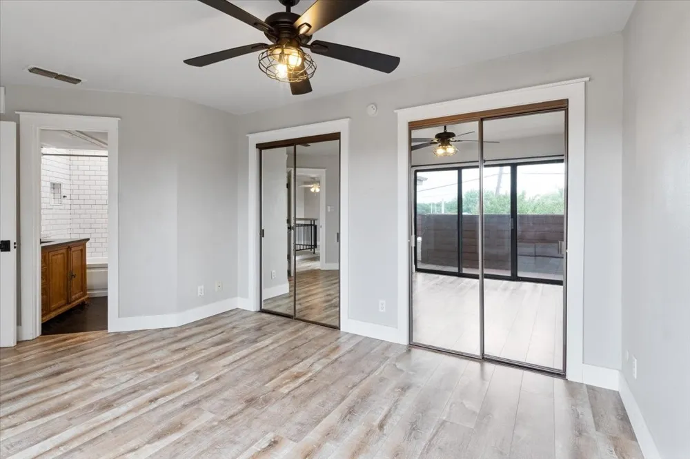 7 Dewberry Court Bedford, TX 76021