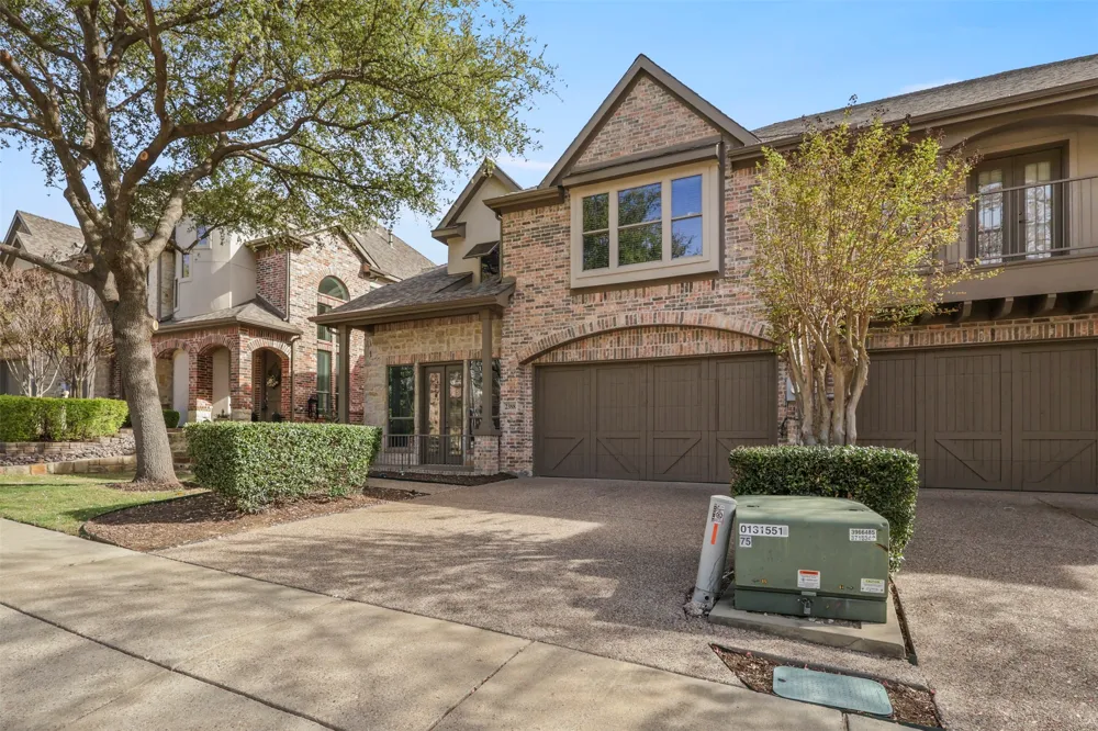 2388 Greymoore Drive Frisco, TX 75034