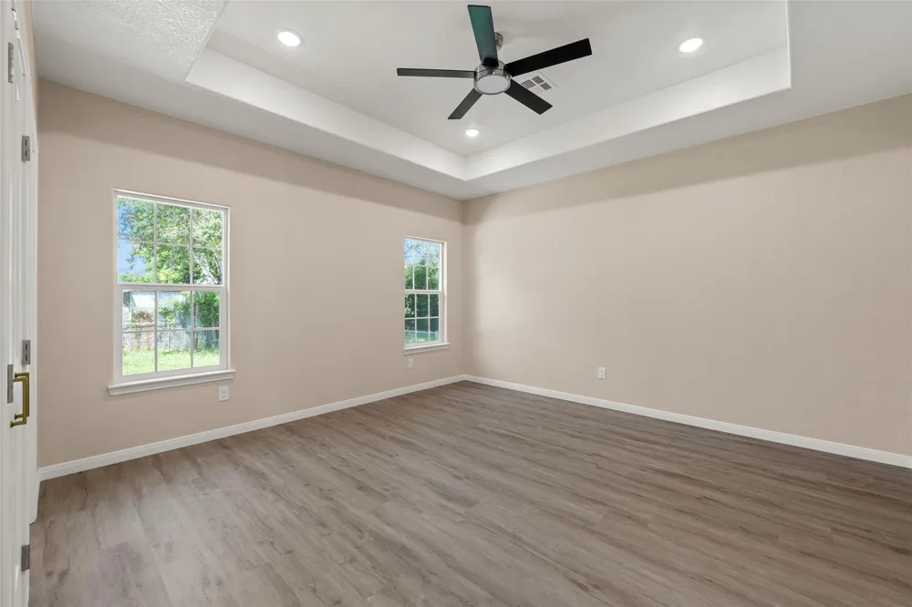 211 Lopez Street Bellmead, TX 76705