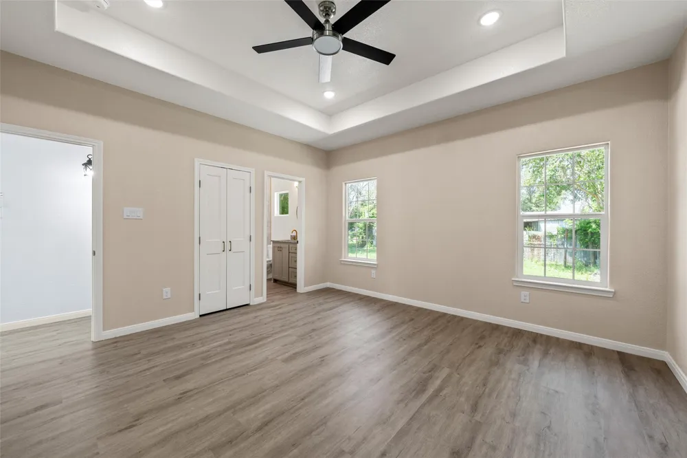 211 Lopez Street Bellmead, TX 76705