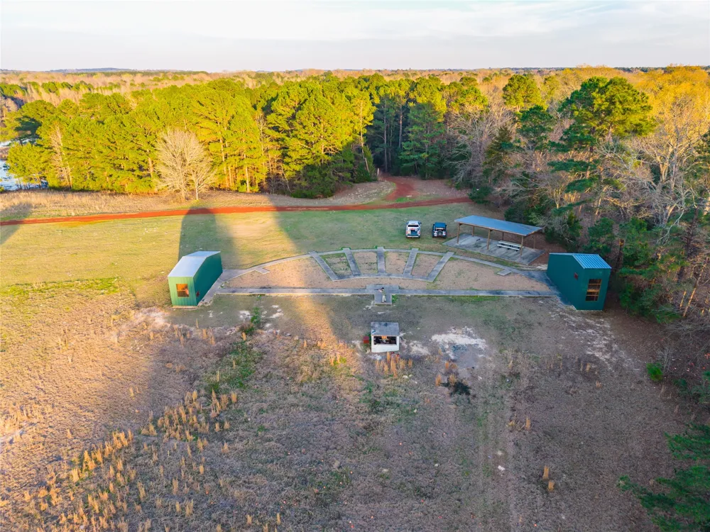 1002 Private Road 7892 Mineola, TX 75773