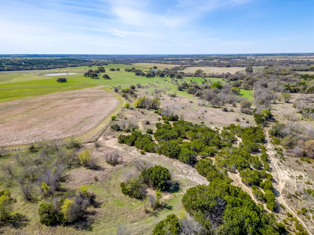 HCR 1136 Blum, TX 76093