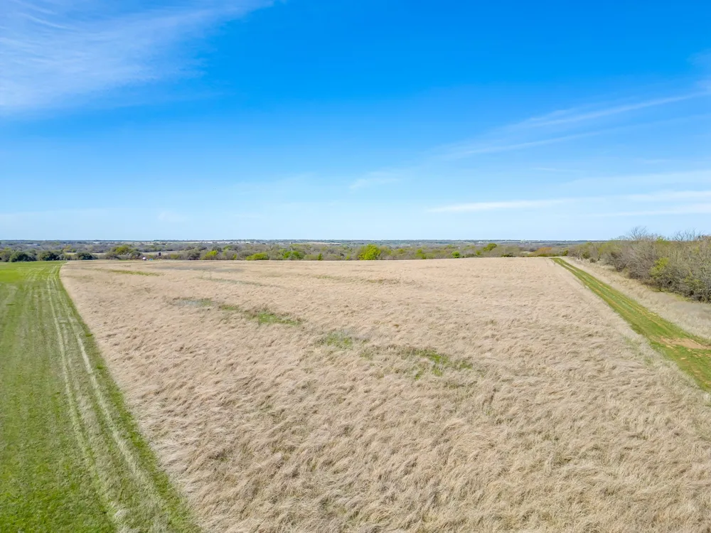 HCR 1136 Blum, TX 76093