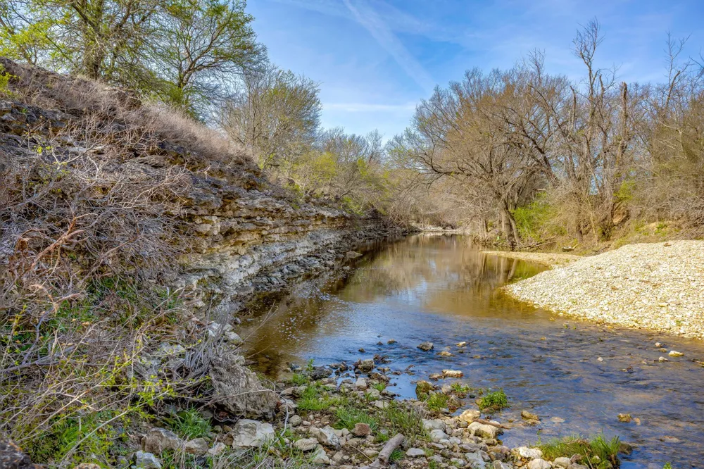 HCR 1136 Blum, TX 76093