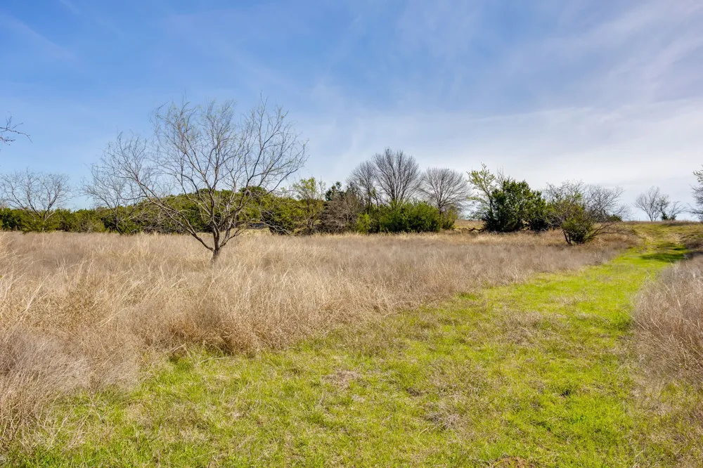 HCR 1136 Blum, TX 76093