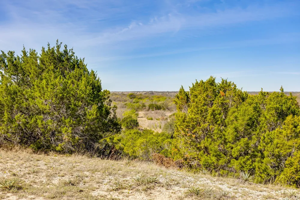 HCR 1136 Blum, TX 76093