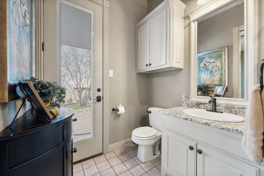 2703 Katherine Court Dalworthington Gardens, TX 76016