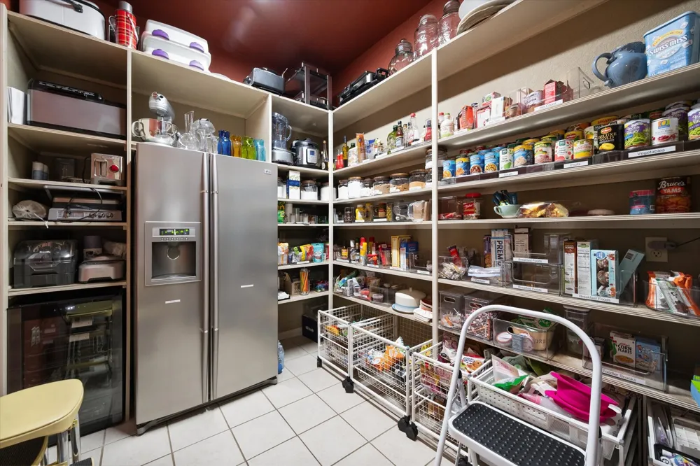 2703 Katherine Court Dalworthington Gardens, TX 76016
