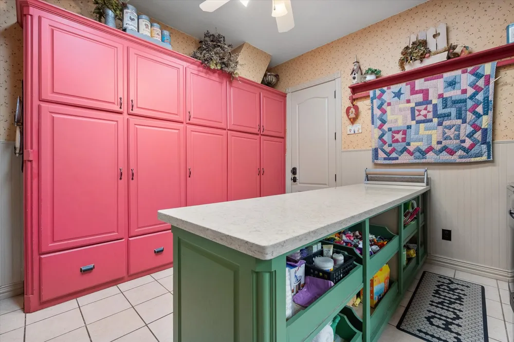 2703 Katherine Court Dalworthington Gardens, TX 76016