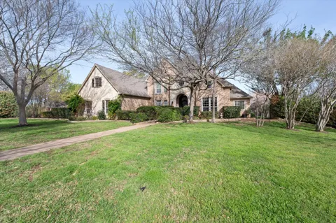 2703 Katherine Court