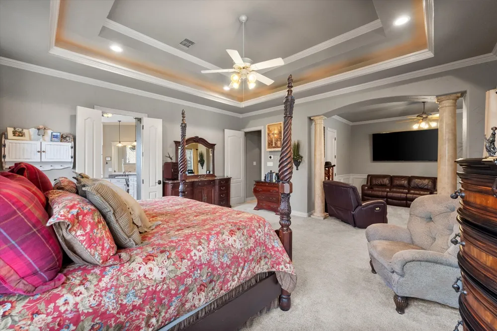 2703 Katherine Court Dalworthington Gardens, TX 76016