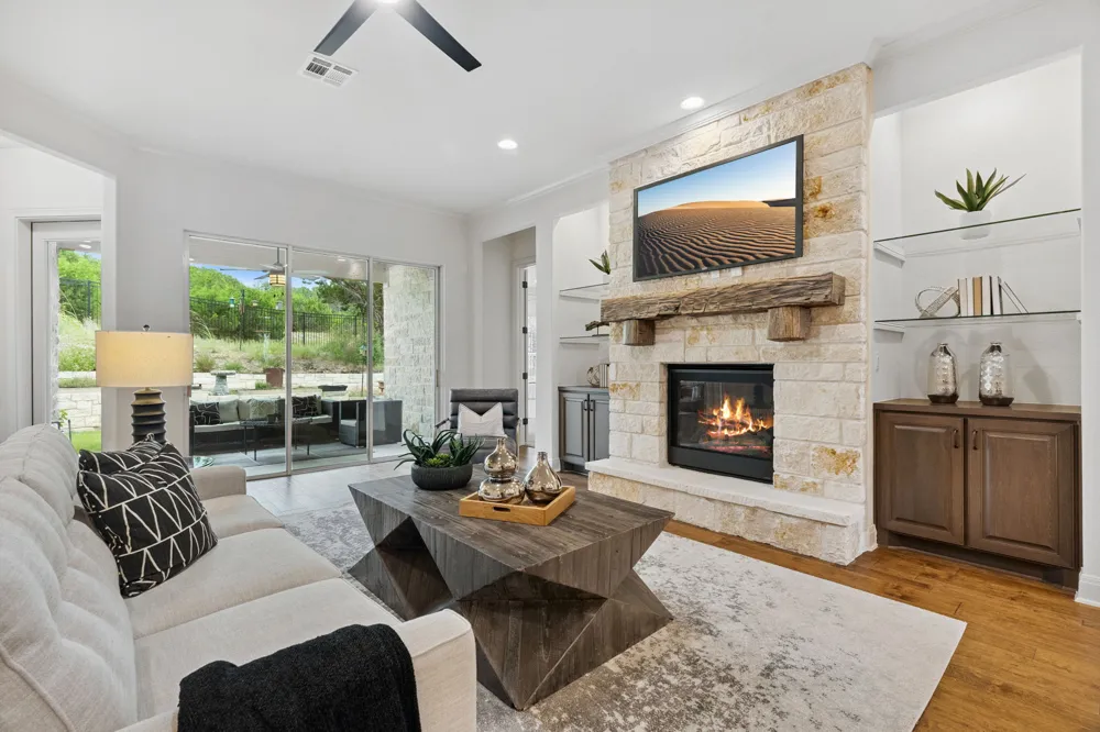 377 Bristlecone Drive Driftwood, TX 78619