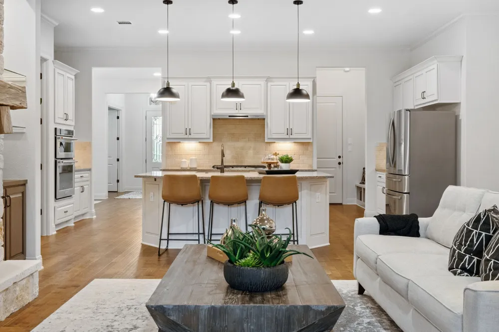 377 Bristlecone Drive Driftwood, TX 78619