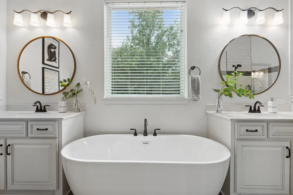 377 Bristlecone Drive Driftwood, TX 78619