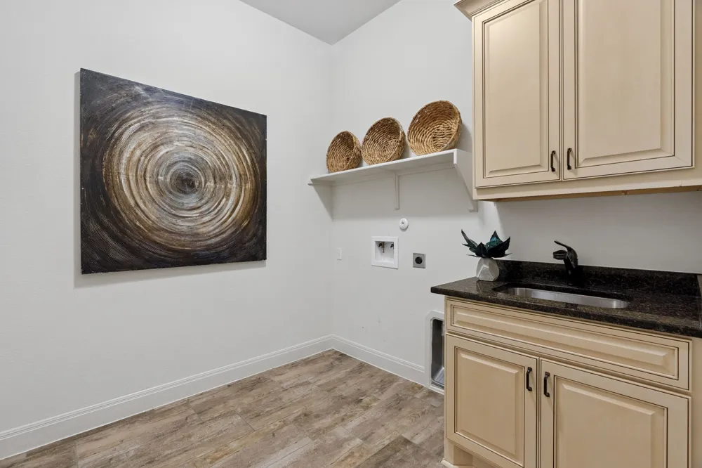 377 Bristlecone Drive Driftwood, TX 78619