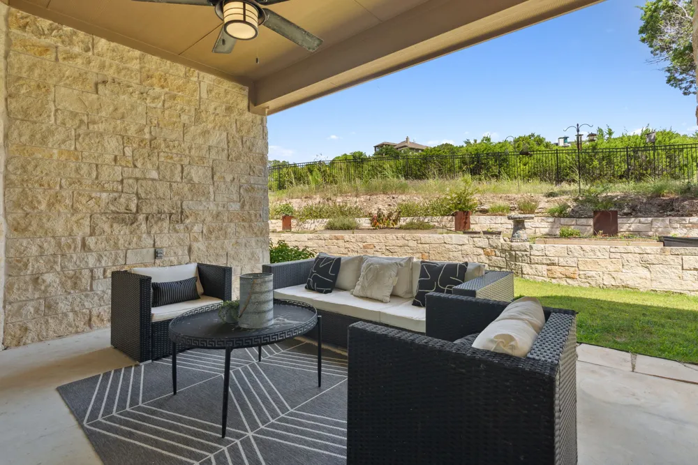 377 Bristlecone Drive Driftwood, TX 78619