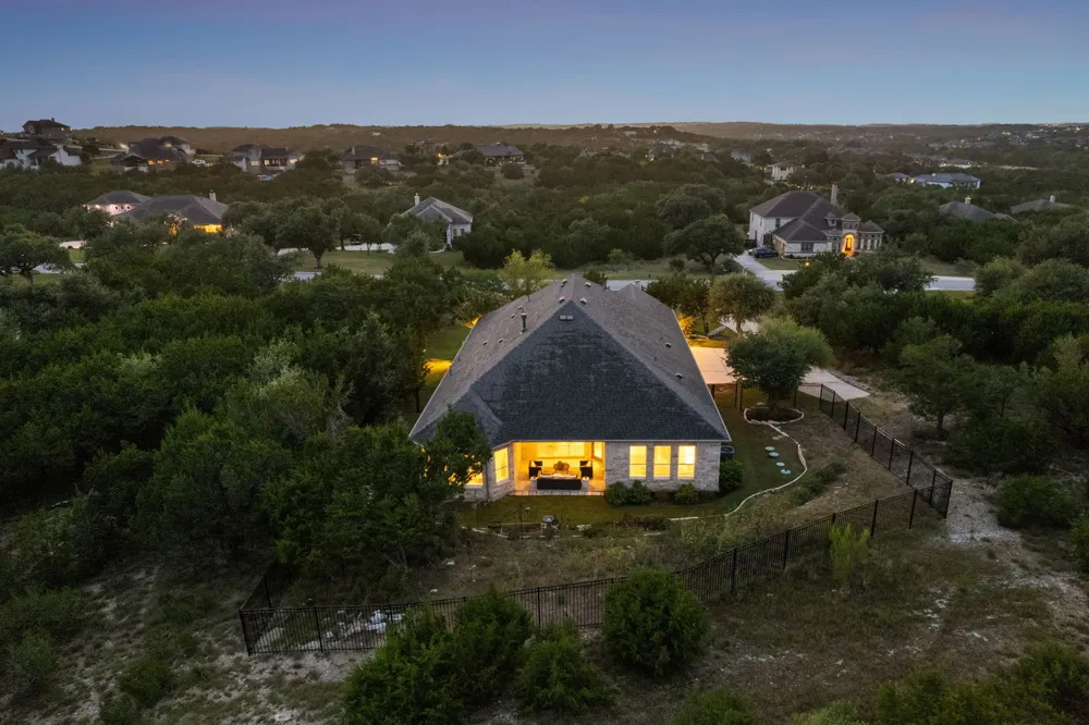 377 Bristlecone Drive Driftwood, TX 78619