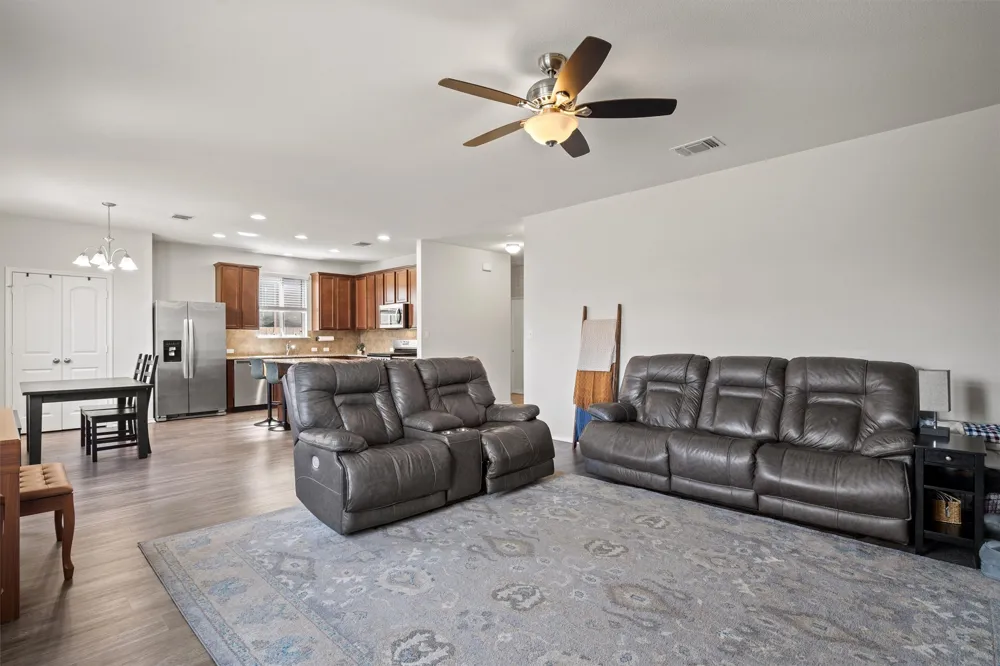 11816 Jackson Falls Way Manor, TX 78653