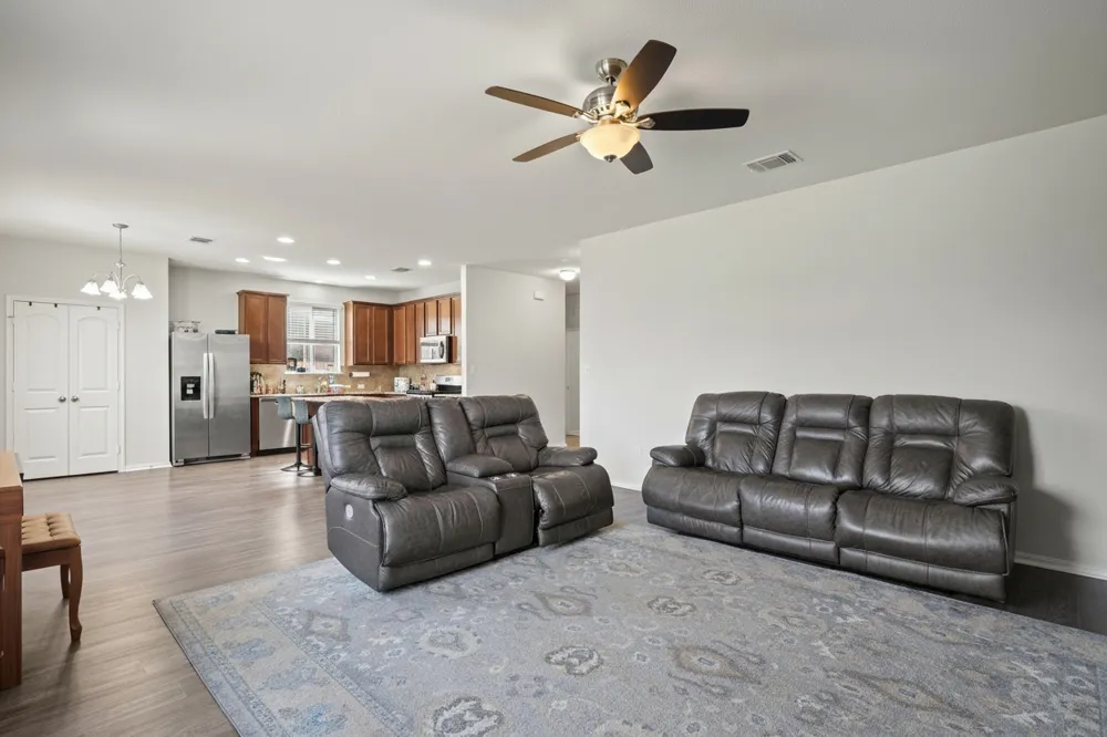 11816 Jackson Falls Way Manor, TX 78653