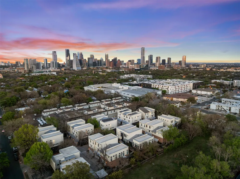 1209 Kinney Avenue #D Austin, TX 78704