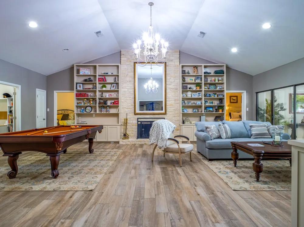 313 Meadowlakes Drive Meadowlakes, TX 78654