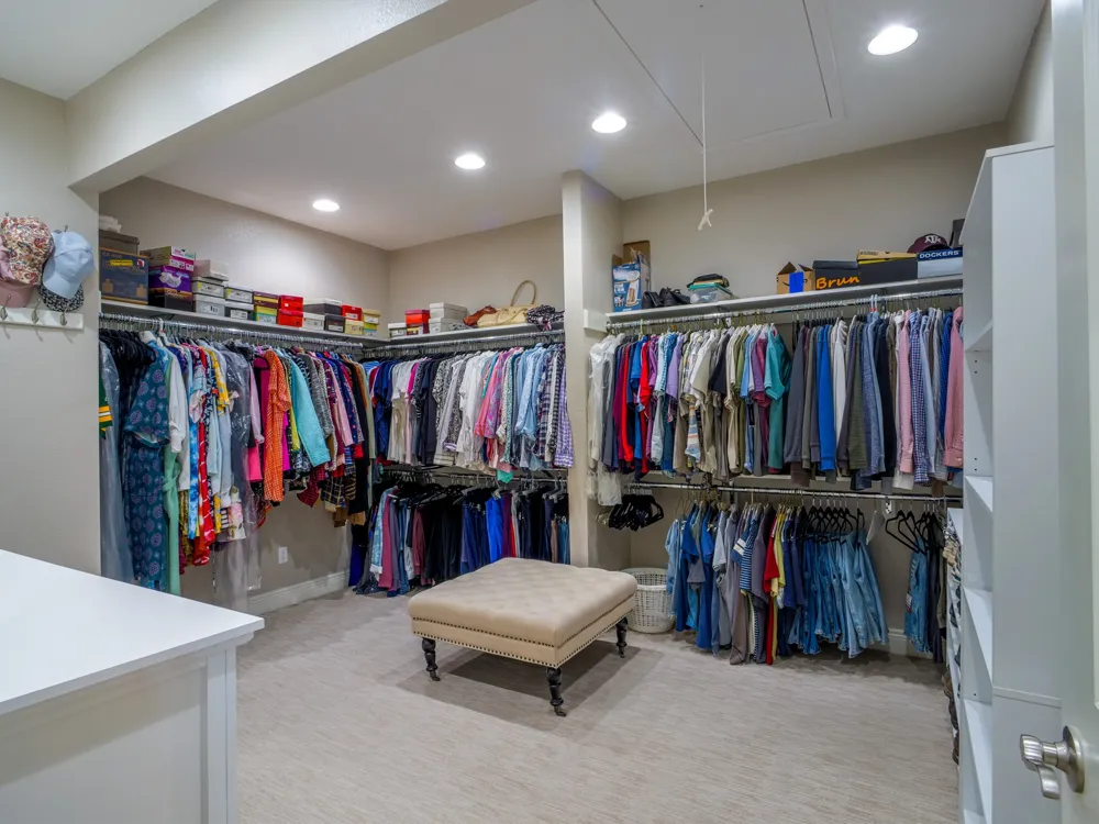 313 Meadowlakes Drive Meadowlakes, TX 78654