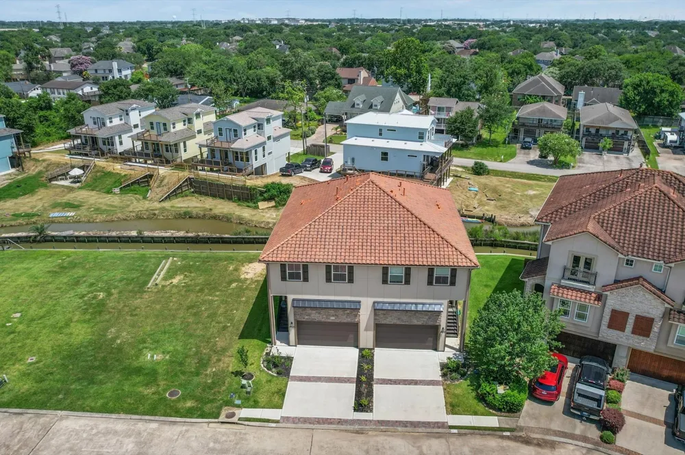 4025 Boardwalk Boulevard Seabrook, TX 77586