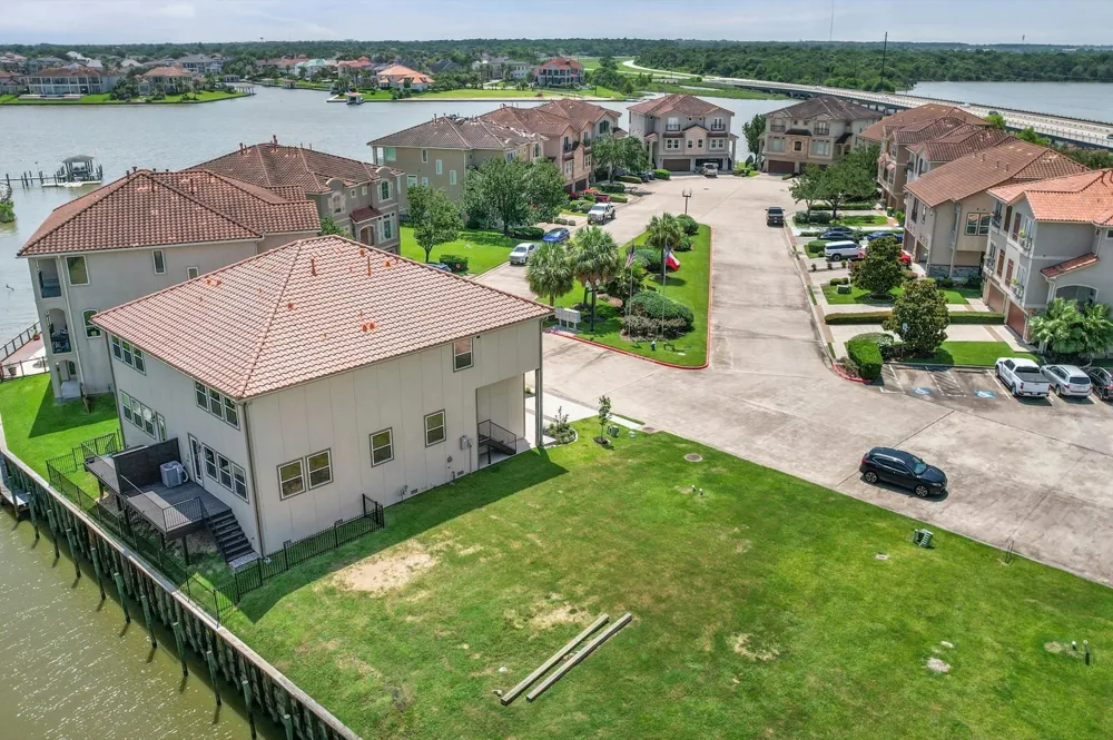 4025 Boardwalk Boulevard Seabrook, TX 77586