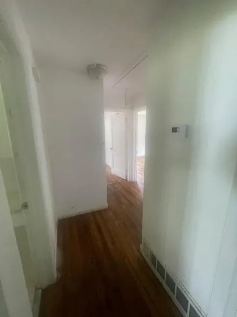 106 E Derenne Avenue Savannah, GA 31405