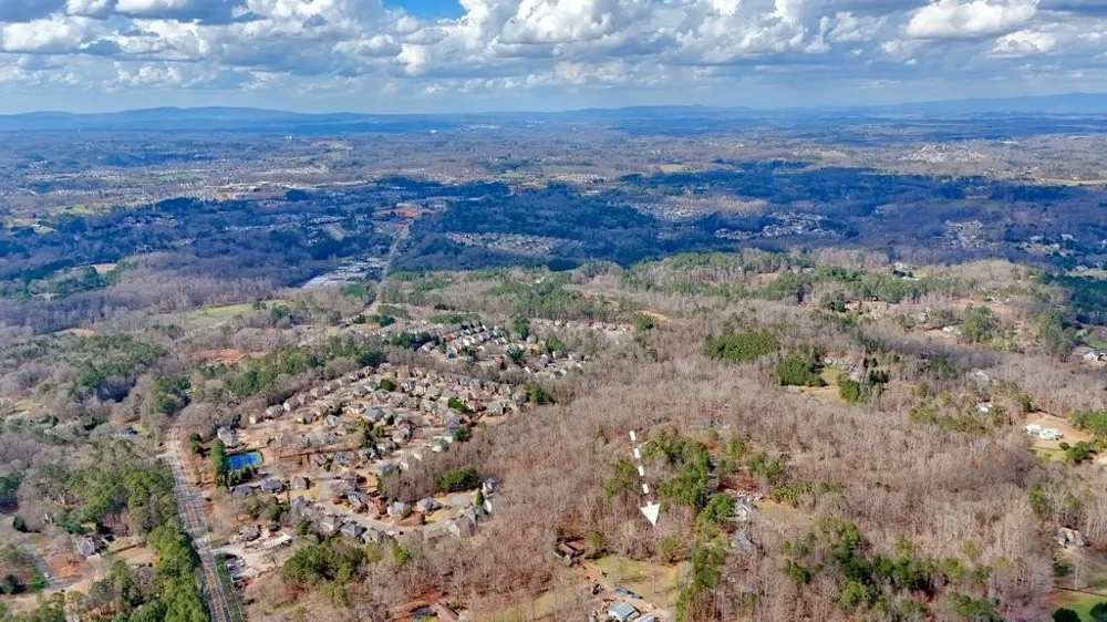 8241 Bow Trail Woodstock, GA 30188