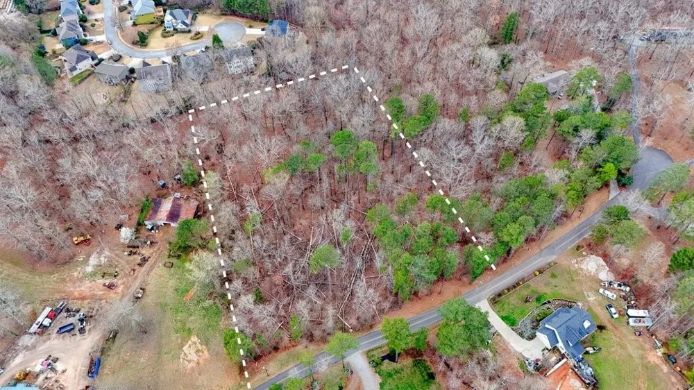 8245 Bow Trail Woodstock, GA 30188