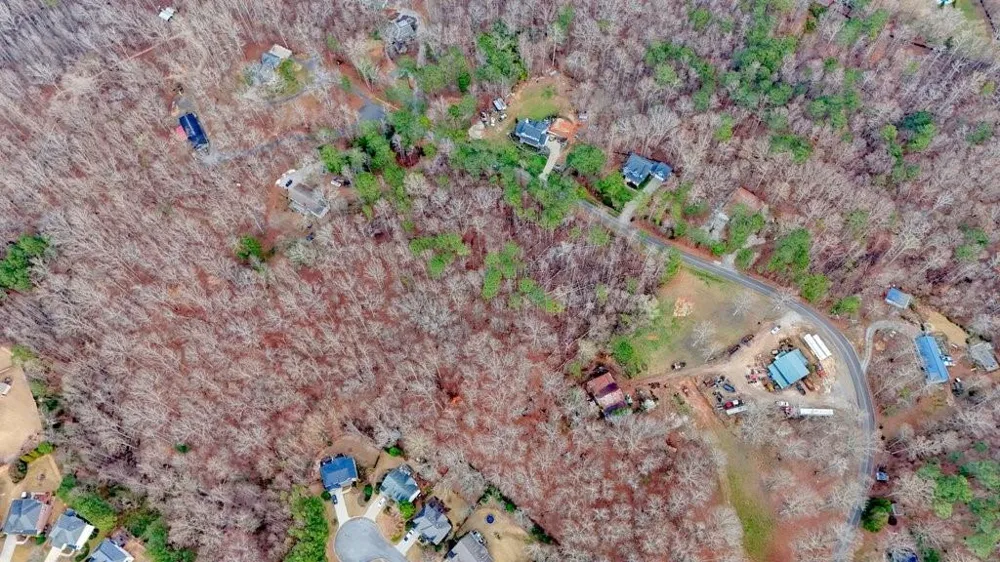 8245 Bow Trail Woodstock, GA 30188