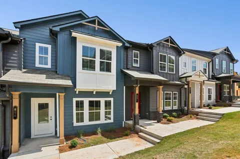 4096 Steam View Drive #Peachtree