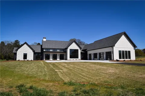 1825 Andora Court