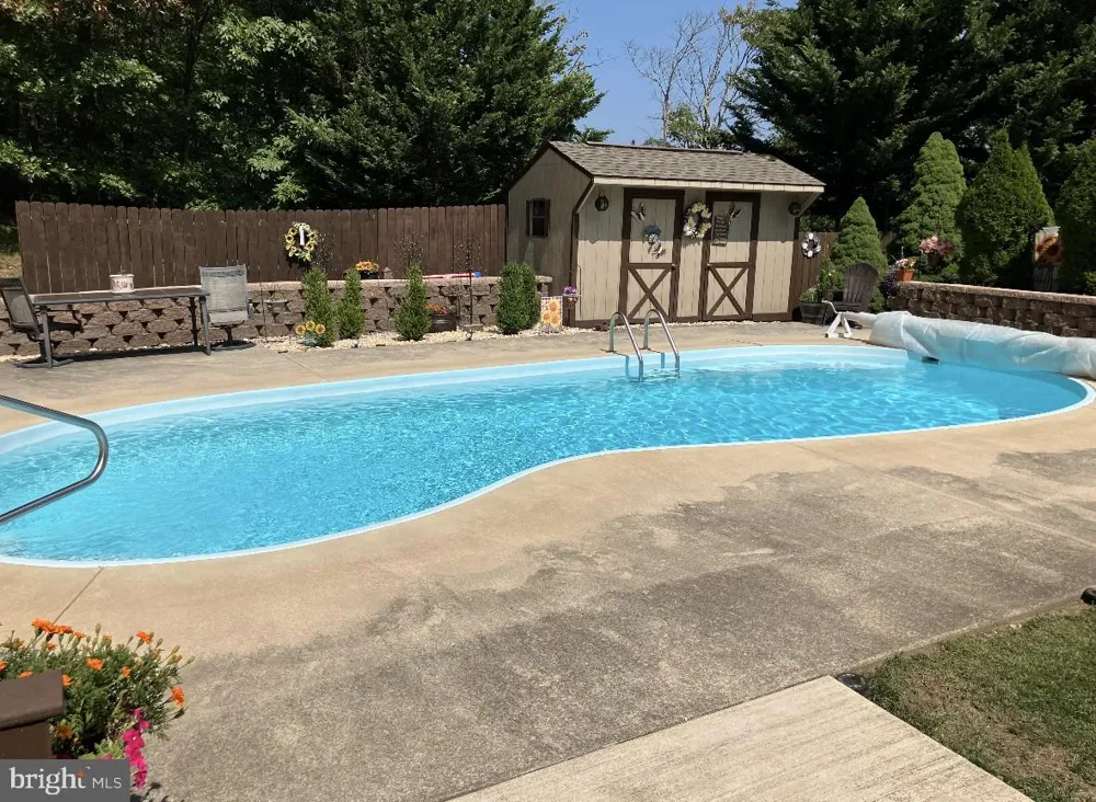 1105 WEIRES AVENUE Lavale, MD 21502