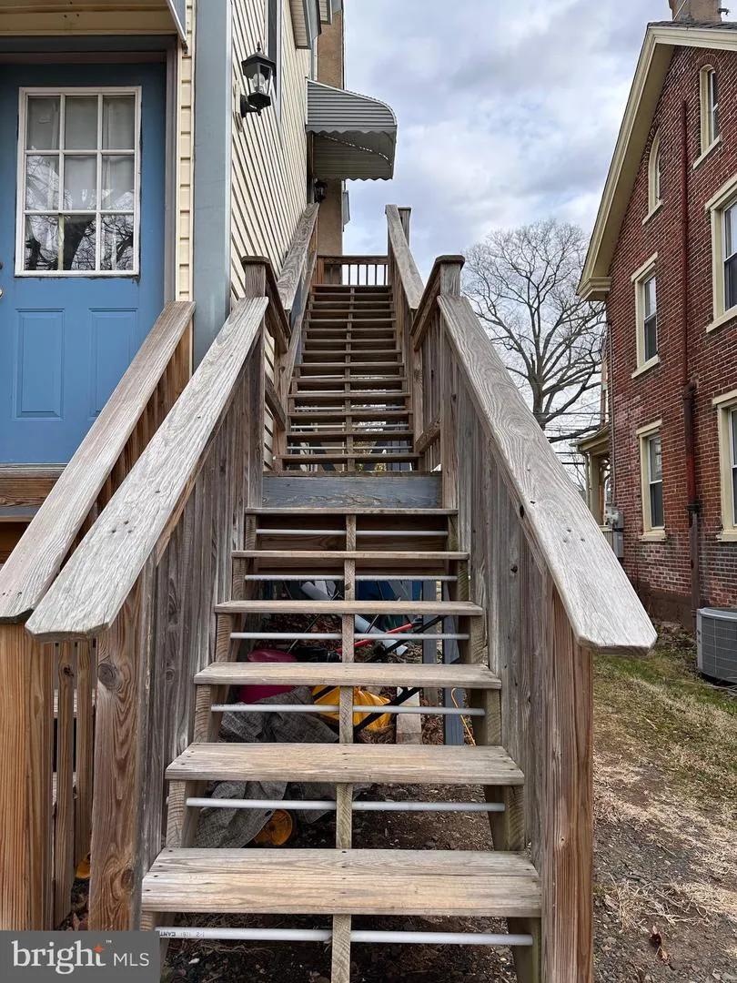 152 MAIN STREET Chalfont, PA 18914