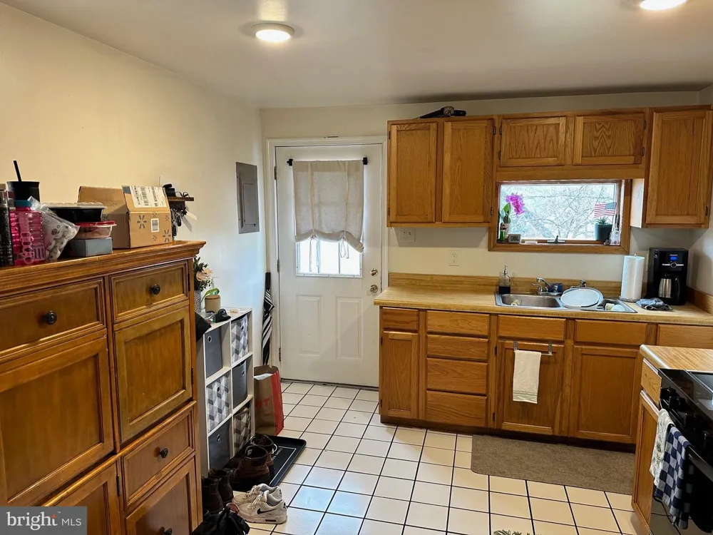 152 MAIN STREET Chalfont, PA 18914
