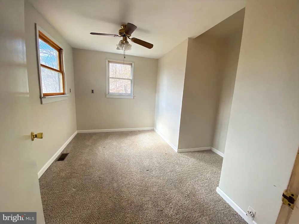 2932 KERNS SCHOOL ROAD Springfield, WV 26763