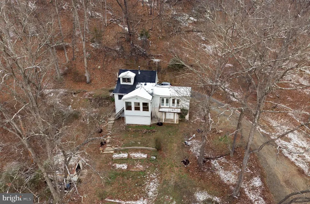 2932 KERNS SCHOOL ROAD Springfield, WV 26763