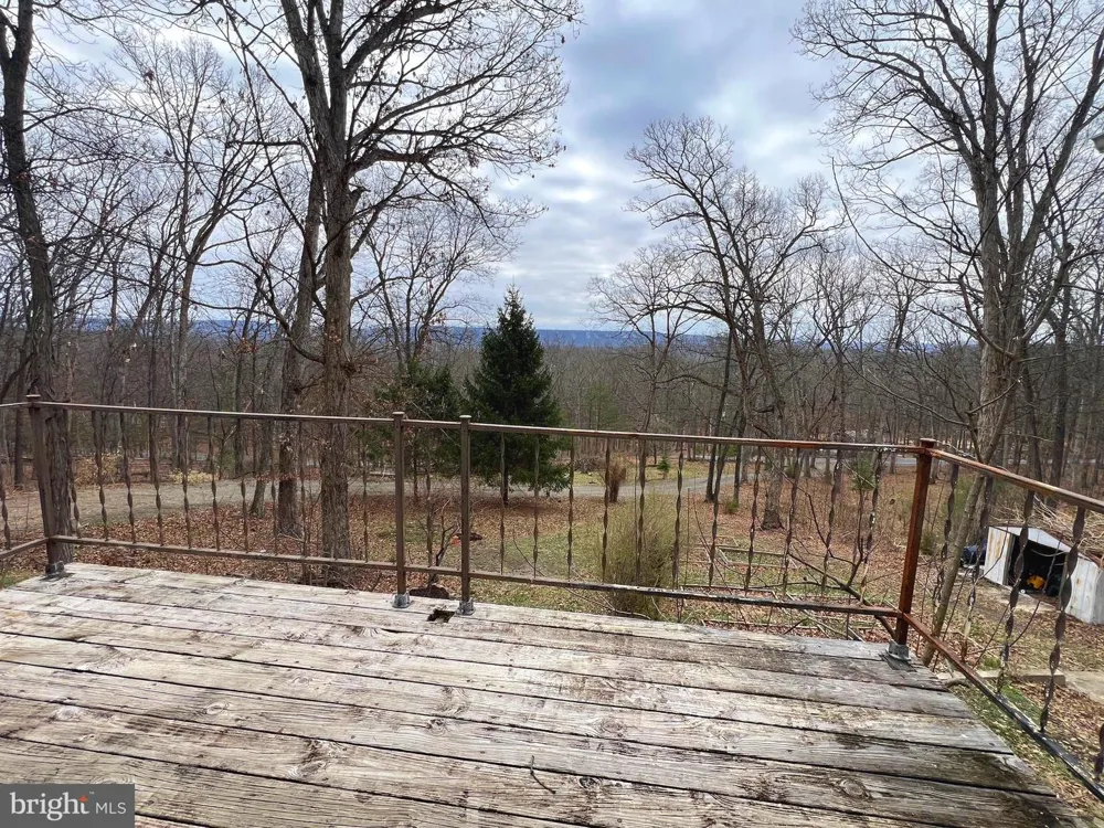 2932 KERNS SCHOOL ROAD Springfield, WV 26763
