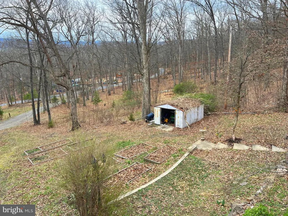 2932 KERNS SCHOOL ROAD Springfield, WV 26763