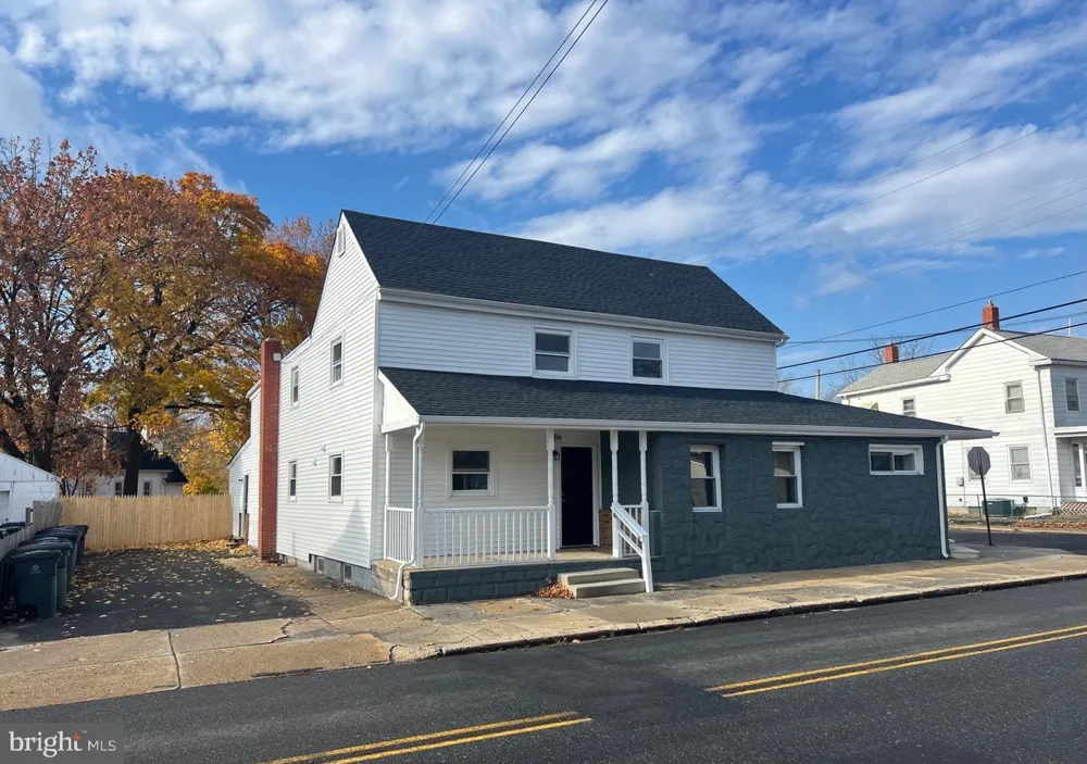 401 BLUEBELL ROAD #B Williamstown, NJ 08094