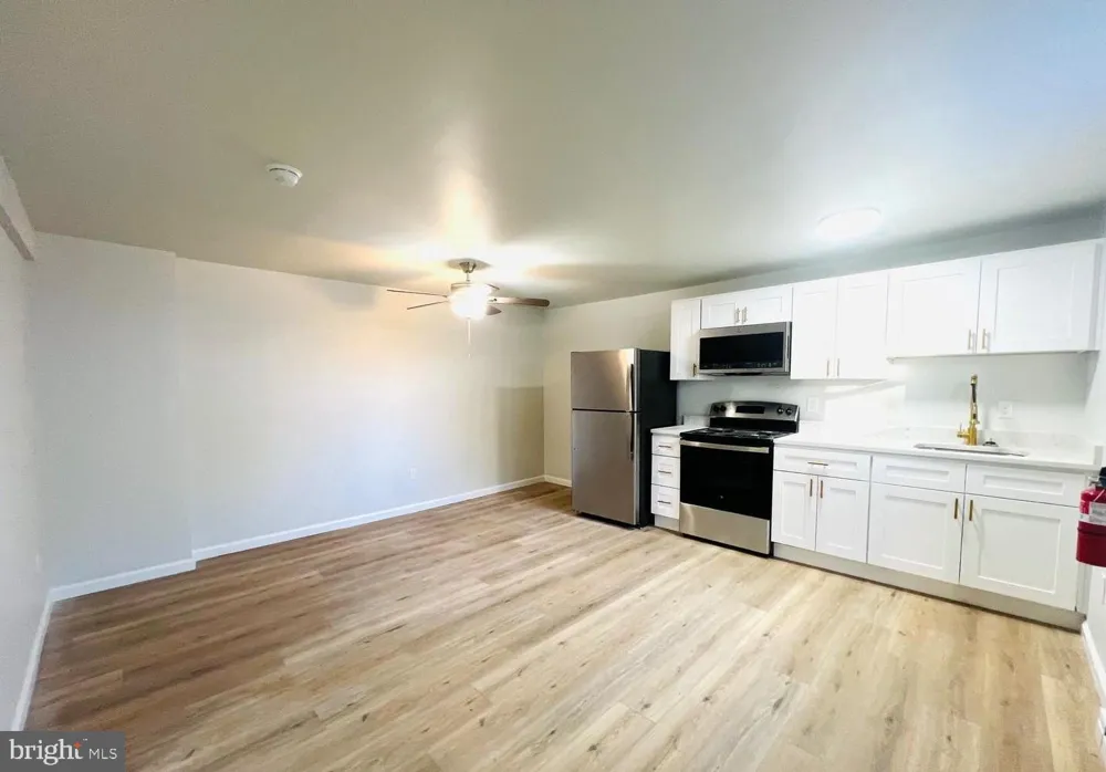 401 BLUEBELL ROAD #B Williamstown, NJ 08094