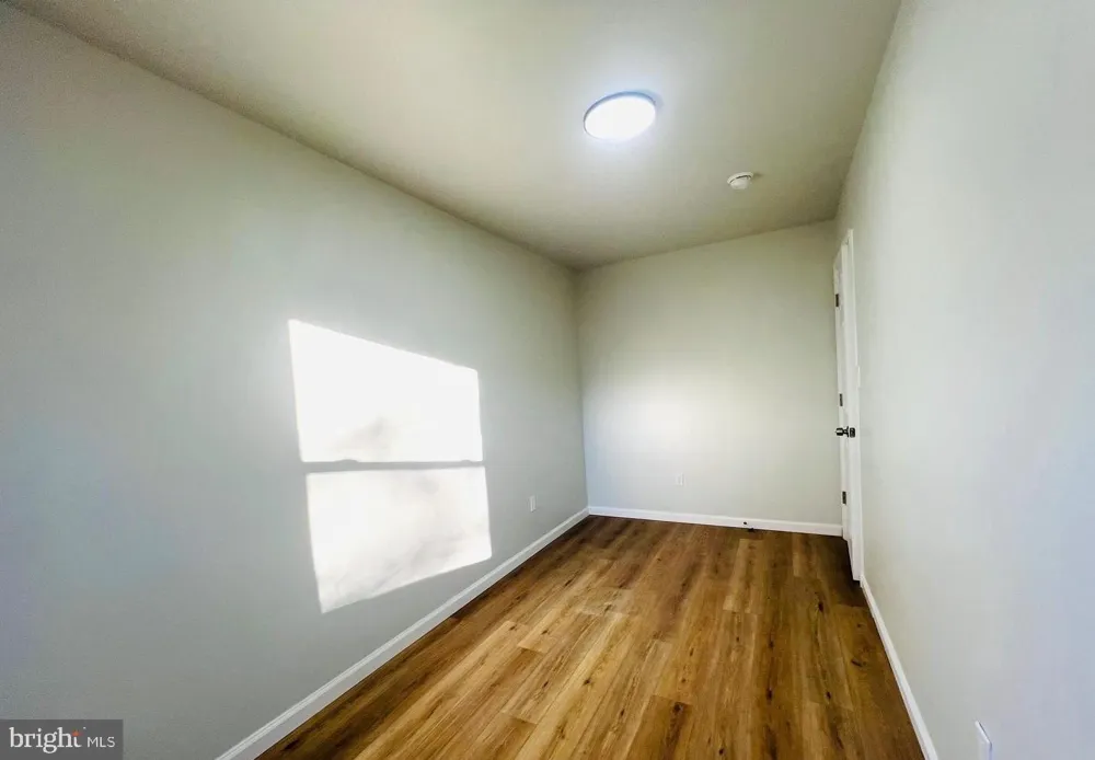 401 BLUEBELL ROAD #B Williamstown, NJ 08094