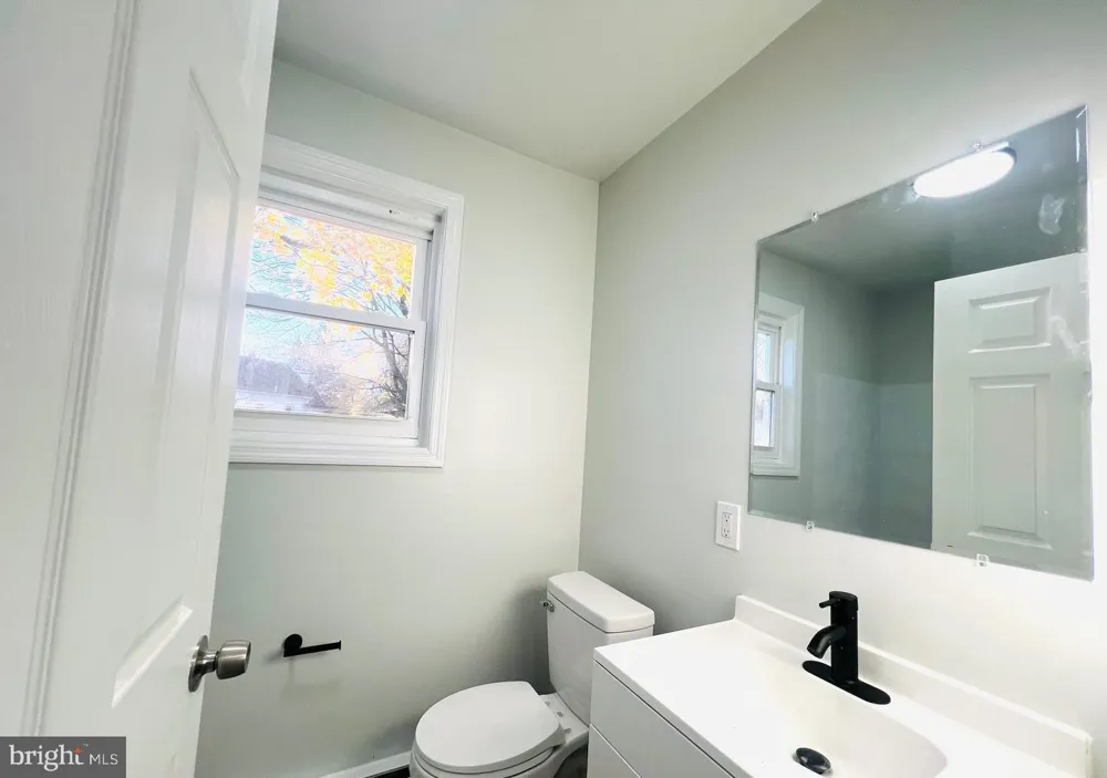 401 BLUEBELL ROAD #B Williamstown, NJ 08094