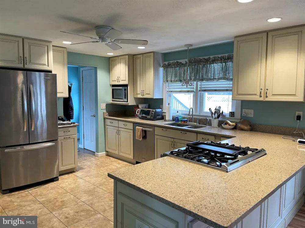 2609 LONG BEACH BOULEVARD Long Beach, NJ 08008