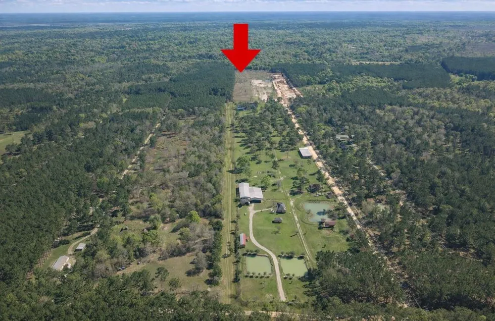 925 County Line Road Shepherd, TX 77371