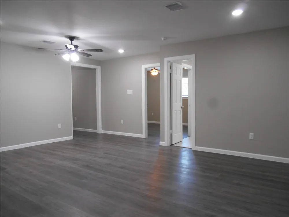 1547 Greenfield Road Hempstead, TX 77445