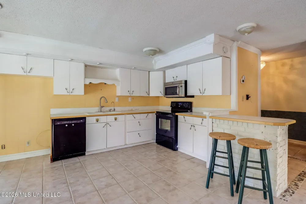 416 Howard Street Wiggins, MS 39577