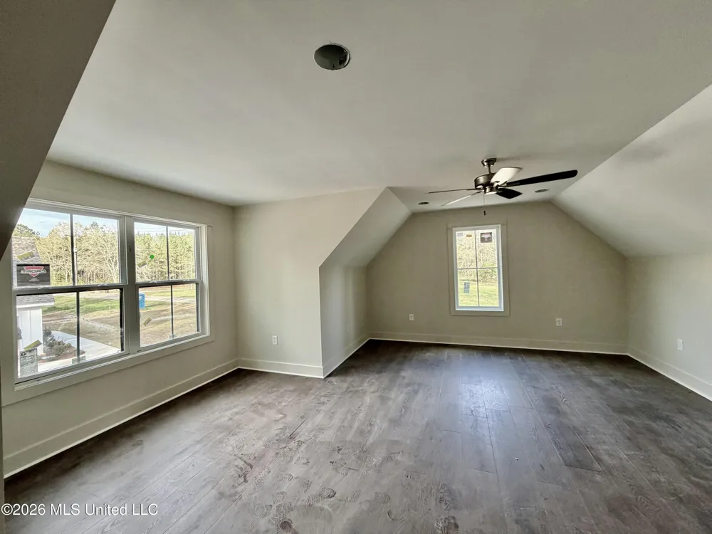 39 Forest Barnes Road Petal, MS 39465